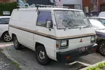 Mitsubishi L300
